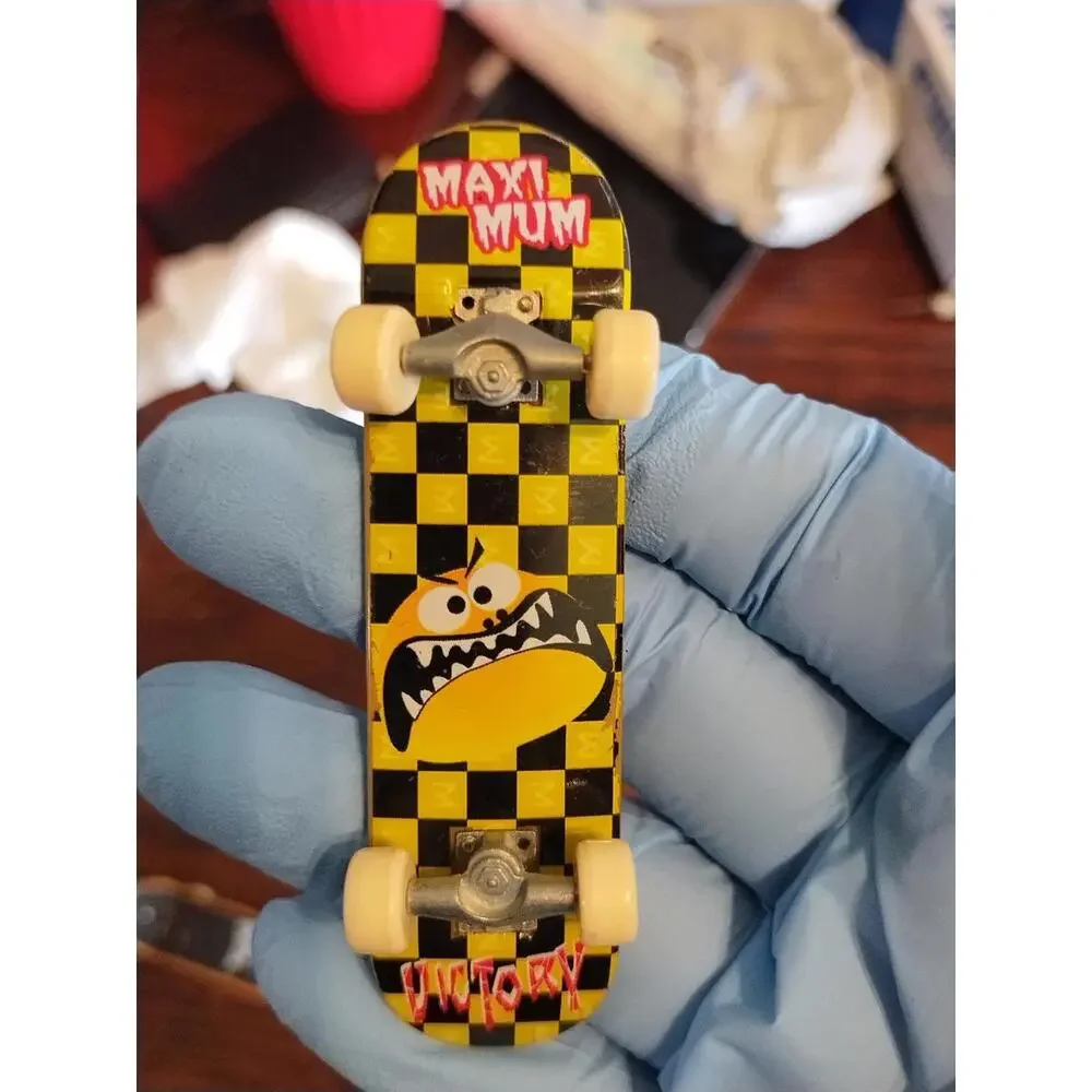 Tech Deck lot of 16 mini skateboards